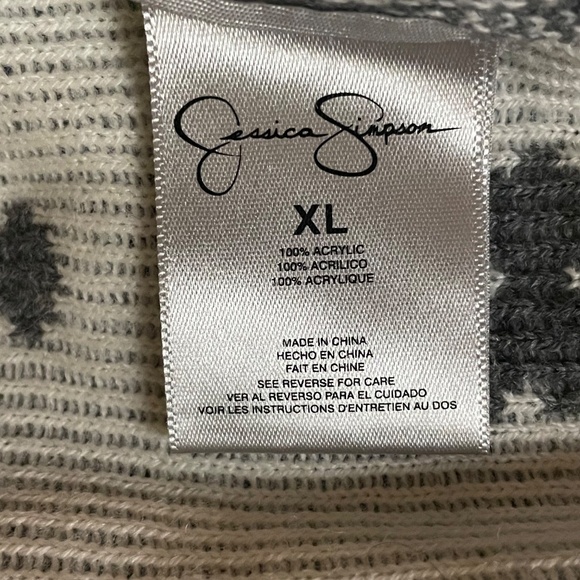 Jessica Simpson Sweater - One Black Flower (Like Lady Di’s Black Sheep Sweater) - Picture 5 of 6